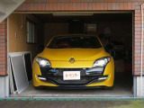 車庫保管しておりますのでご来店の際はお電話いただければ準備いたします。