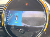 ●バックカメラ:便利な【バックカメラ】で安全確認もできます。駐車が苦手な方にもオススメな便利機能です。
