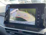 バックカメラも付いておりますので、駐車が苦手な方でも安心です。