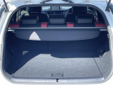 【トランク】積み込みやすくて、たっぷり積める荷室です。シートアレンジできるものは、乗車人数と荷物の量や大きさによってシートを動かすことができるので、より快適なドライブが可能です!