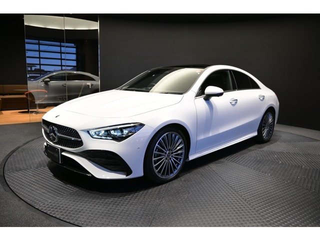 CLAクラス CLA200d AMGラインパッケージ 