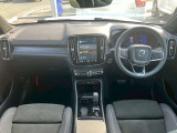 XC40 ウルトラ B4 AWD ダークエディション 4WD 