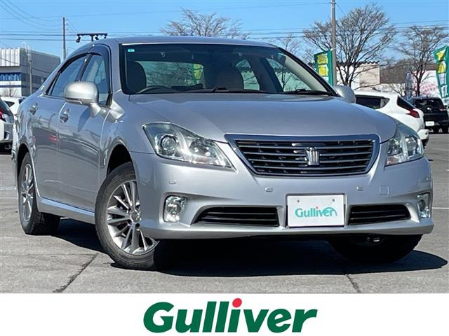 クラウン2.5 ロイヤルサルーン i-Four アニバーサリー エディション 4WD4WD 本革シート