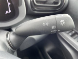 【オートライト】は、付け忘れや消し忘れを防ぐことができます。高速道路などのトンネルなどにも役立ちます♪
