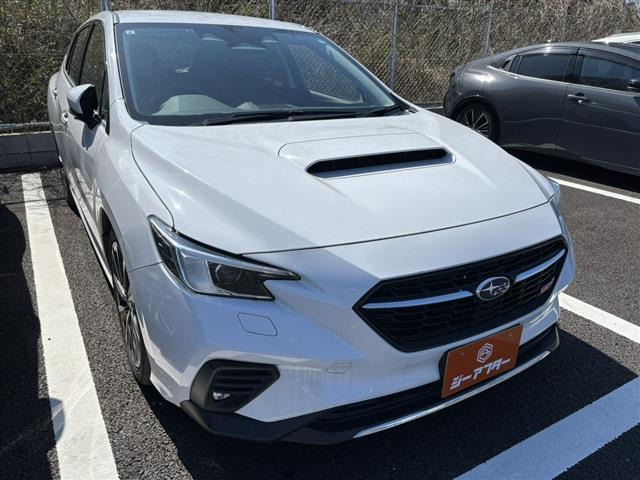 レヴォーグ 1.8 STI スポーツ EX 4WD 禁煙車 革シート 純正11.6インチナビ