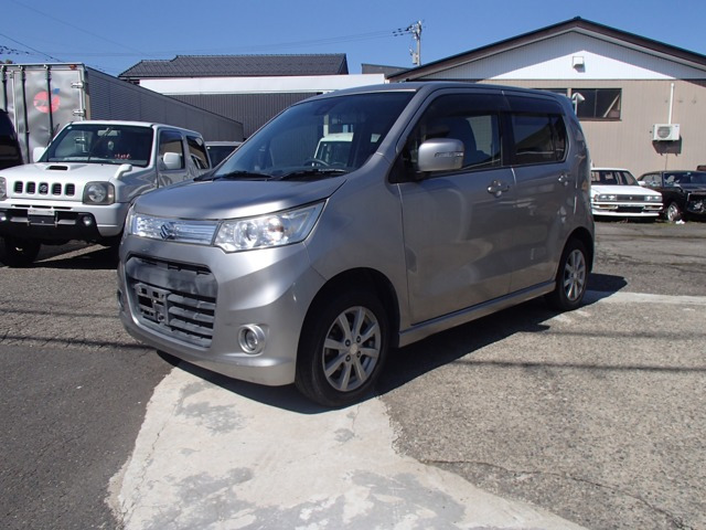 ワゴンRスティングレー X 4WD 