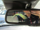 空から見下ろしているような視点で周囲を確認できるアラウンドビューモニター。駐車時とても便利♪