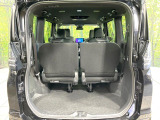 普段のお買い物や通勤、送迎等に十分な荷室スペースを確保しております。セカンドシートを倒すと、大きな荷物の積載も可能です♪