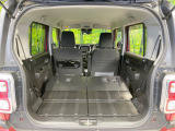 普段のお買い物や通勤、送迎等に十分な荷室スペースを確保しております。セカンドシートを倒すと、大きな荷物の積載も可能です♪