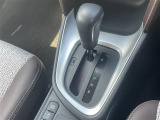 【 シフト 】シフトも操作しやすく快適なドライブを楽しんでいただけます。