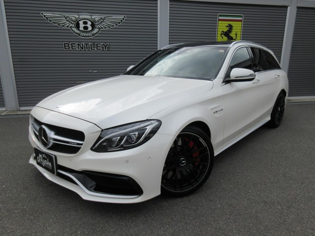 CクラスワゴンAMG C63 S