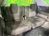 3列目シートはもちろん状態良好☆大人でもゆったりと座って頂けますので、大人数でのお出かけもラクラクです♪ご家族で、気の知れた仲間で、ドライブに行くのが楽しみですね♪