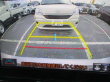 バックカメラ付き♪車庫入れ、バックでの駐車時に後方が見える事での安心感は大きいです☆一度装備したら外せなくなるアイテムです♪