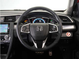 ◆Honda SENSING◆先進の安全運転支援機能で、さまざまなシーンで運転をサポート!システムが運転中のヒヤリハット回避を支援します。