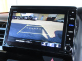 バックをするとき自動でリアの様子が映る『リアカメラ』付き!画面で確認しながらバックができますから安心ですね。でも、目視も大切ですよ!安全第一でお願いします!