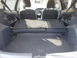 シートを倒すとより荷物を積むことが出来ます。