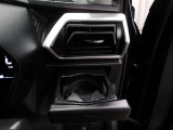 運転席はオートパワーウィンドウ☆窓の全閉全開が自動で出来るので便利ですよ♪