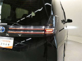LEDテールライトです。省電力、高輝度のテールレンズです。LEDは明るく照らすので夜間運転時の視認性を高めます。スタイリッシュな見た目で細かいところもこだわりたいあなたに!