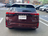 プライバシ-ガラスが装備されています。外を見るときは気にならずに、後方車両から車内が見えにくい設計です。