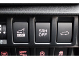 パワーリヤゲートインナースイッチで運転席からもリヤゲートの開閉操作が可能です。パワーリヤゲートの高さを記憶させることが可能で、高さ制限のある駐車場の場合でもフルオープンしないようにすることができます。