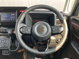 ステアリングスイッチ搭載!ハンドルひとつで手を離さなくても運転中視線をそらさなくても操作が出来て便利です