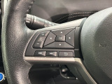 ステアリングにオーディオ操作スイッチが付いています。オーディオ画面に直接タッチしなくても操作が出来ますので、運転に集中できます。