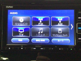 【オーディオ機能】オーディオは、フルセグTVの他にDVD/CDプレーヤーを装備♪もちろんFM/AMラジオもお聞きいただけますよ♪