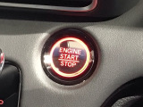 ワンプッシュでエンジンのスタート、ストップが出来て便利です。
