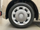 タイヤホイールもきれいです。