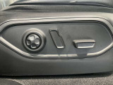 全国のジープ正規ディーラーでご使用いただける認定中古車保証が付きます。メンテナンス等、お近くのジープ正規ディーラーにて行うことができますので安心してお乗りいただけます。