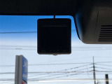 万が一のトラブルのときにも役に立つドライブレコーダーを装備しています。側面衝突や幅寄せ・割り込み対策に!