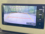 【バックカメラ】駐車時に後方がリアルタイム映像で確認できます。大型商業施設や立体駐車場での駐車時や、夜間のバック時に大活躍!運転スキルに関わらず、今や必須となった装備のひとつです!