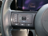 便利なステアリングスイッチ装備です。