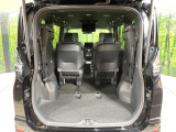 普段のお買い物や通勤、送迎等に十分な荷室スペースを確保しております。セカンドシートを倒すと、大きな荷物の積載も可能です♪