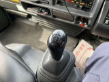 ★中古車なので、傷や凹みは多少はございます。小さな傷から大きな傷までさまざまです。大きな傷凹みは鈑金塗装修理後にお渡しを致しております。自社鈑金工場完備ですので、スピーディーな対応が可能です!