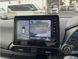アラウンドビューモニター付きで楽々駐車