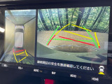 【パノラミックビューモニター】専用のカメラにより、上から見下ろしたような視点で360度クルマの周囲を確認することができます☆死角部分も確認しやすく、狭い場所での切り返しや駐車もスムーズに行えます。