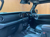 ◆全国納車可能です。納車方法及び費用につきましては、お気軽にコーディネーターまでご相談ください。遠方のご納車の際も我々がしっかりサポートさせて頂きます。お気軽にスタッフまでご相談下さい。