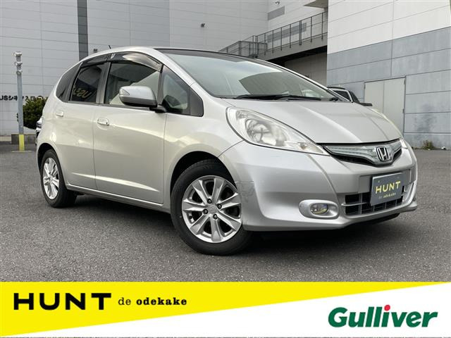 フィットハイブリッド1.3 ナビプレミアムセレクション修復歴無し