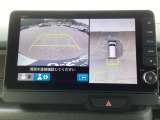 マルチビューカメラを搭載ですので、まるで見下ろし映像のように車両の周囲を確認できます。