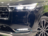 【シーケンシャルターンランプ付きLEDヘッドライト】人気の『流れるウィンカー』付きのLEDヘッドライトを装備♪高級感はもちろん、点灯時は存在感たっぷりで他車からも認識されやすく安心です。