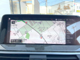●BMW純正ナビ:一体感のあるナビは、高級感ある車内を演出してくれます。Bluetooth再生などオーディオ機能も充実しておりますので、運転もより楽しめます♪