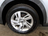 純正16インチアルミホイール装備です☆タイヤ4本交換済です♪