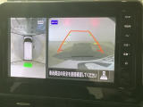 【アラウンドビューモニター】車を上空から見下ろしているかのように、直感的に周囲の状況を把握できます♪