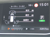 メーター内のディスプレイには運転をサポートするさまざまな情報を表示。