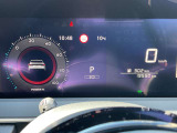 視認性の高いメーター類、安全運転に努められます。