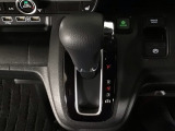 車を初めて購入されるお客様や、車にあまり詳しくないお客様にもわかりやすく丁寧に説明させて頂きます♪