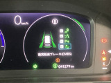 ホンダが推し進める総合先進安全装備のセンシング搭載! 衝突や斜線はみだしなどの危険が予測される時、センサーが警告。ヒューマンエラーを高度先進技術が補完してくれます。