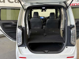 後列を収納すれば大型トランクに早変わり!段差も出来ず荷物の積み込みもラクラク♪