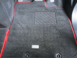 純正マットついています
